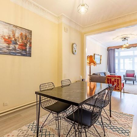 Charming Apartment Surrounded By Vibrant Attractions In Kadikoy Istanbul Exterior foto