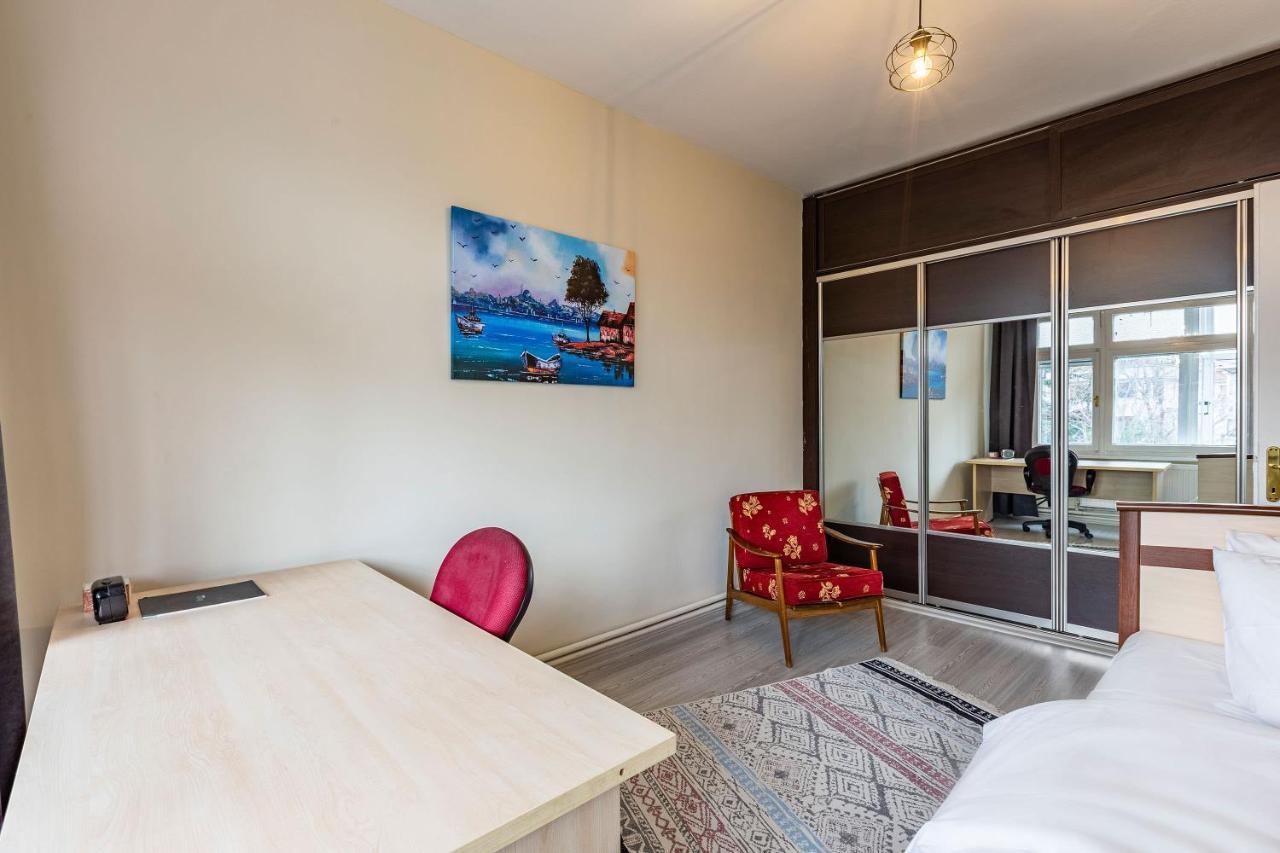 Charming Apartment Surrounded By Vibrant Attractions In Kadikoy Istanbul Exterior foto